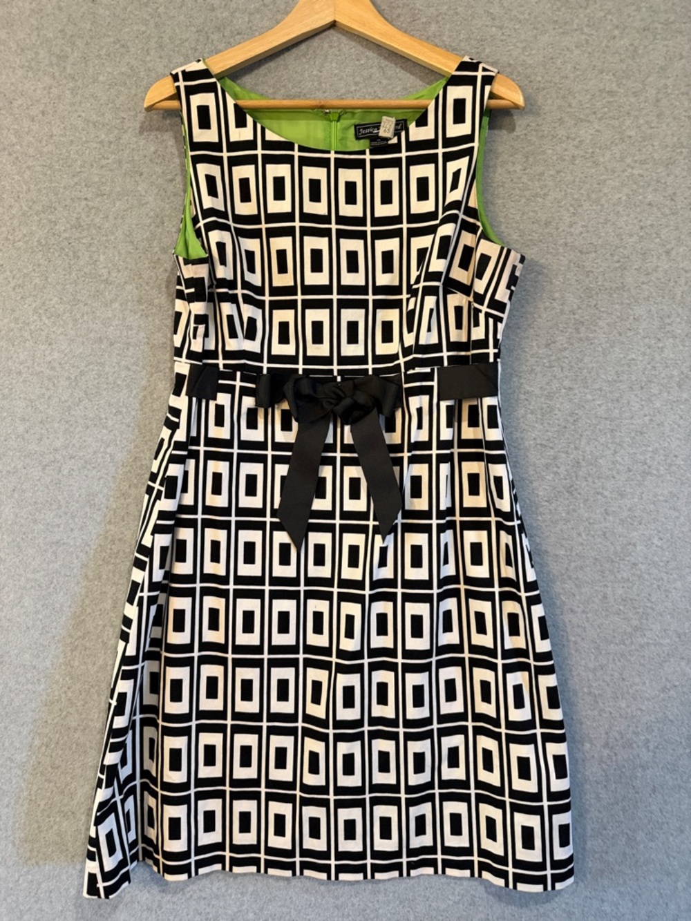 Jessica Howard Black & White Geometric Fit-and-Flare Dress